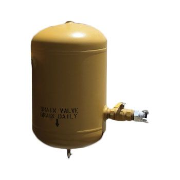 Air manifold tank/moisture trap with valve
